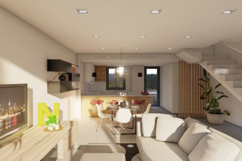 Kaupunkipientalo myytävänä Cox, Alicante, Espanja, 2 makuuhuonetta, 81 m2 No. 113311 - kuva 6