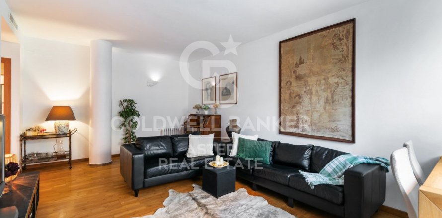 Apartment à Barcelona, Espagne 2 chambres, 120 m2 No. 178669