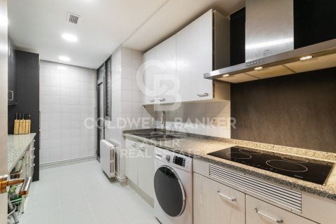 Apartment à vendre à Barcelona, Espagne, 2 chambres, 120 m2 No. 178669 - photo 27