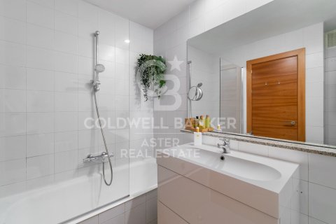 Apartment à vendre à Barcelona, Espagne, 2 chambres, 120 m2 No. 178669 - photo 19
