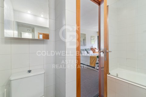 Apartment à vendre à Barcelona, Espagne, 2 chambres, 120 m2 No. 178669 - photo 20