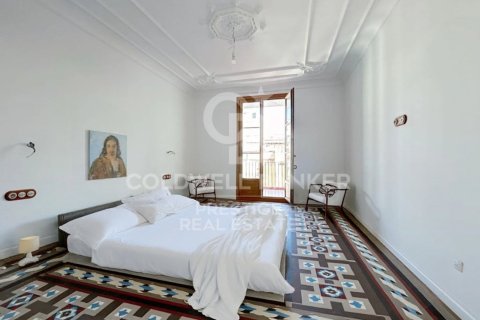 Apartment à vendre à Barcelona, Espagne, 3 chambres, 153 m2 No. 178674 - photo 4