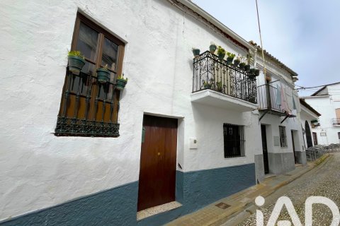 Villa for sale in Galaroza, Huelva, Spain 4 bedrooms, 308 sq.m. No. 173152 - photo 2