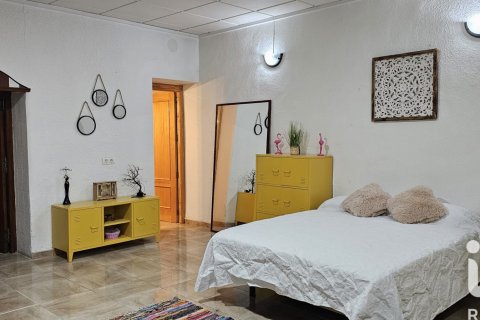 Propiedad comercial en venta en Elda, Alicante, España 279.53 m2 No. 173151 - foto 2
