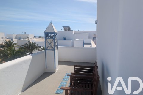 Radhus till salu i Yaiza, Lanzarote, Spanien 3 sovrum, 189 kvm. Nr. 173149 - foto 16