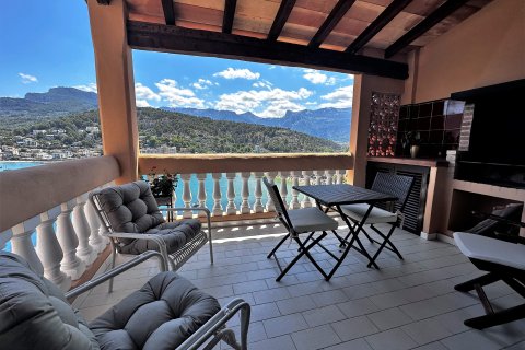 Apartamento en alquiler en Port De Soller, Mallorca, España 2 dormitorios, 80 m2 No. 190526 - foto 2