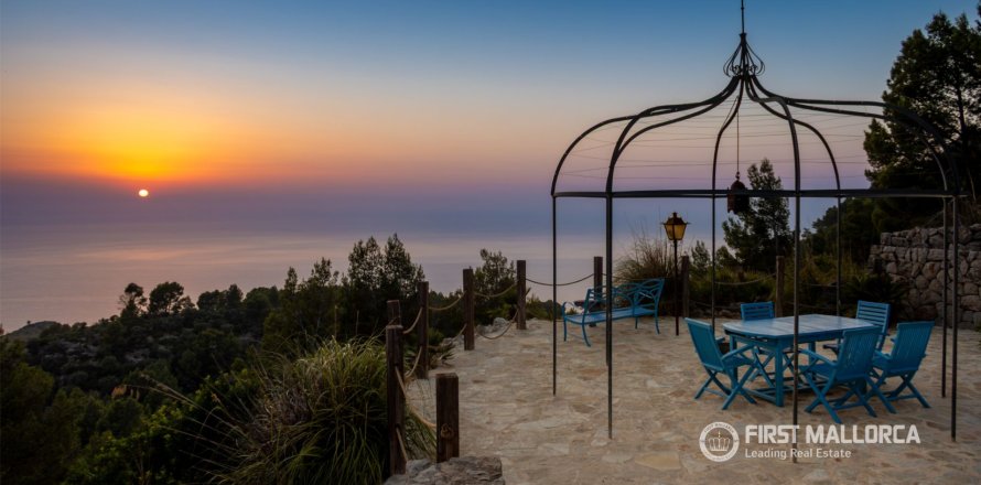 Villa in Estellencs, Mallorca, Spanien 3 Schlafzimmer, 159 m2 Nr. 190530