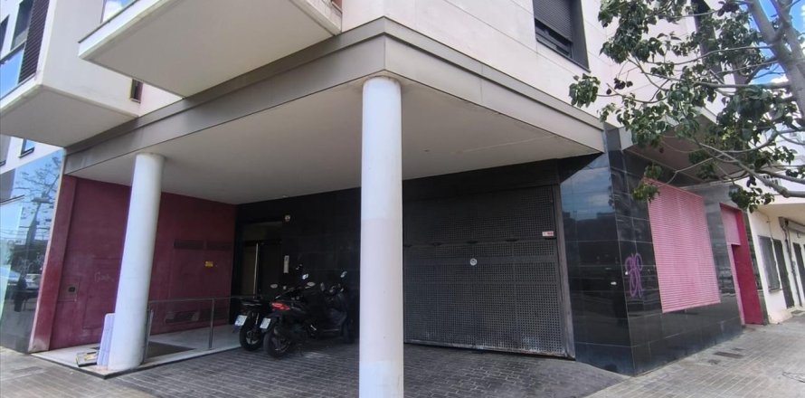Garage a Castelldefels, Barcelona, Spagna 18 mq. N° 191436