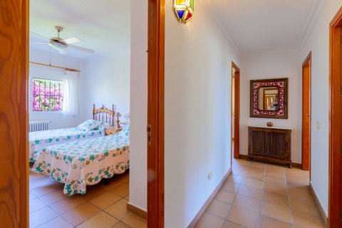 Villa till salu Campoamor, Alicante, Spanien 7 sovrum, 240 kvm. Nr. 138216 - foto 23