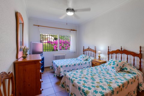 Villa till salu Campoamor, Alicante, Spanien 7 sovrum, 240 kvm. Nr. 138216 - foto 24
