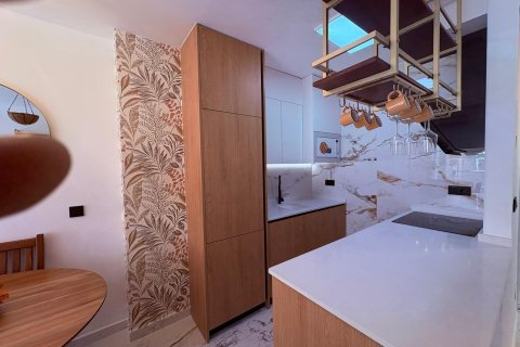 Huoneisto myytävänä Torrevieja, Alicante, Espanja, 1 makuuhuone, 54 m2 No. 192273 - kuva 19