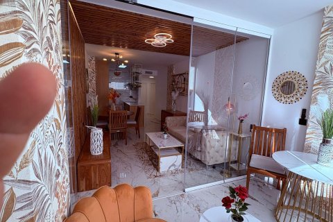 Huoneisto myytävänä Torrevieja, Alicante, Espanja, 1 makuuhuone, 54 m2 No. 192273 - kuva 6