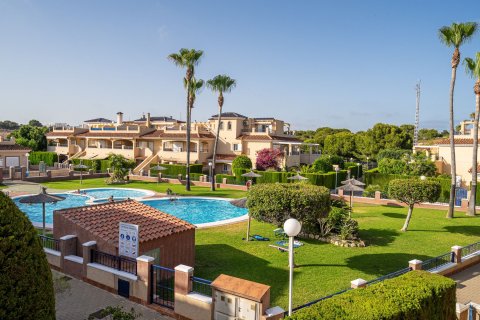 Kattohuoneisto myytävänä Mil Palmeras, Alicante, Espanja , 72 m2 No. 192272 - kuva 4
