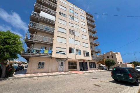 Huoneisto myytävänä Torrevieja, Alicante, Espanja, 2 makuuhuonetta, 81 m2 No. 192274 - kuva 24