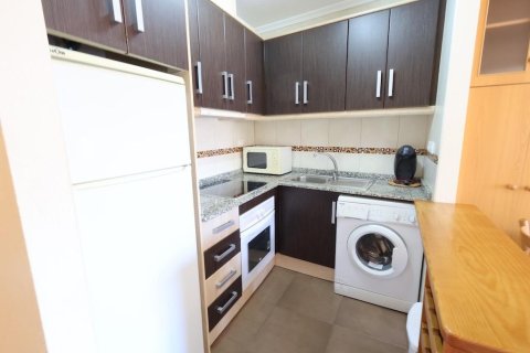 Huoneisto myytävänä Torrevieja, Alicante, Espanja, 1 makuuhuone, 45 m2 No. 192277 - kuva 6