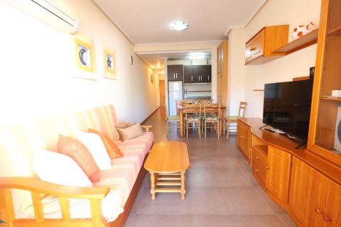 Huoneisto myytävänä Torrevieja, Alicante, Espanja, 1 makuuhuone, 45 m2 No. 192277 - kuva 5