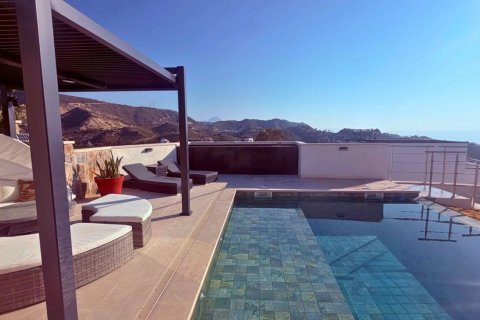 Villa à vendre à El Campello, Alicante, Espagne, 3 chambres, 109 m2 No. 180230 - photo 6