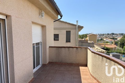 House for sale in Creixell, Tarragona, Spain 4 bedrooms, 197 sq.m. No. 153278 - photo 9