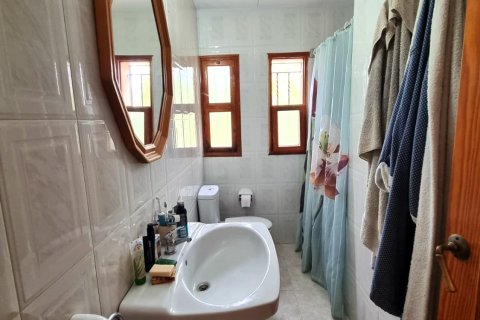 House for sale in Sant Carles De La Rapita, Tarragona, Spain 2 bedrooms, 168 sq.m. No. 153274 - photo 14