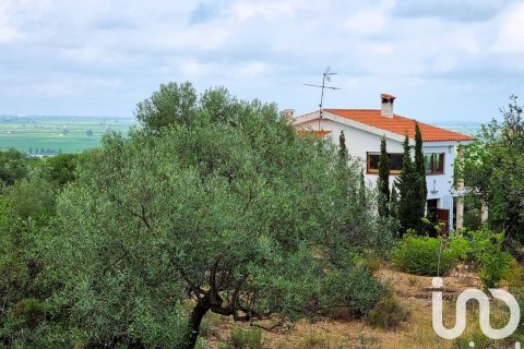 House for sale in Sant Carles De La Rapita, Tarragona, Spain 2 bedrooms, 168 sq.m. No. 153274 - photo 3