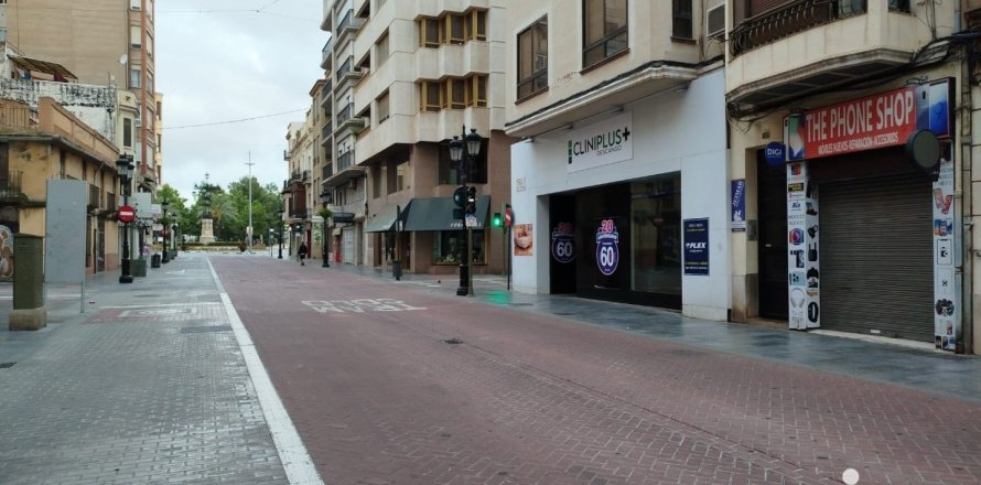 Commercial property in Castellon de la Plana, Castellon, Spain 172 sq.m. No. 153277
