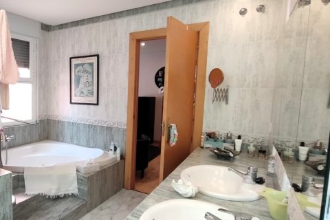 Māja pārdošanā Santa Elena de Jamuz, Leon, Spānijā 3 istabas, 376 m2 Nr. 153280 - attēls 14