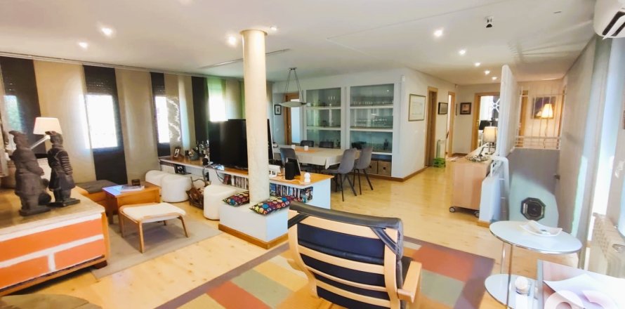 Māja Santa Elena de Jamuz, Leon, Spānijā 3 istabas, 376 m2 Nr. 153280