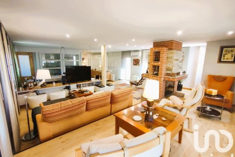 Māja pārdošanā Santa Elena de Jamuz, Leon, Spānijā 3 istabas, 376 m2 Nr. 153280 - attēls 5