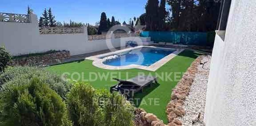 House in Marbella, Malaga, Spain 5 bedrooms, 470 sq.m. No. 159937