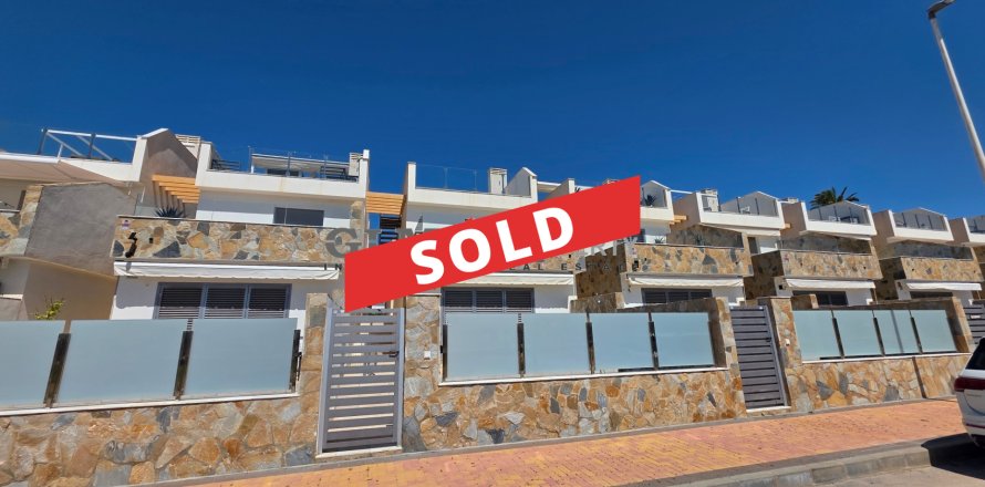 Apartment in Los Alcazares, Murcia, Spain 3 bedrooms, No. 193450
