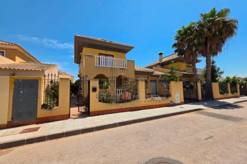 Apartamento en venta en Los Alcázares, Murcia, España 4 dormitorios, 146 m2 No. 193448 - foto 2