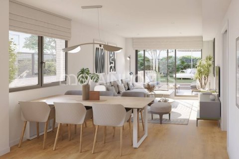 Wohnung zum Verkauf in Barcelona, Spanien 2 Schlafzimmer, 90 m2 Nr. 167587 - Foto 3