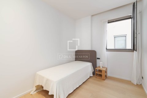 Apartment for sale in Barcelona, Spain 2 bedrooms, 93 sq.m. No. 167585 - photo 18