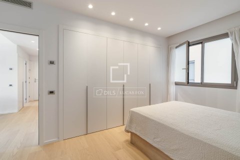 Apartment for sale in Barcelona, Spain 2 bedrooms, 93 sq.m. No. 167585 - photo 23