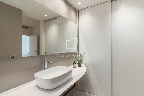 Apartment for sale in Barcelona, Spain 2 bedrooms, 93 sq.m. No. 167585 - photo 28