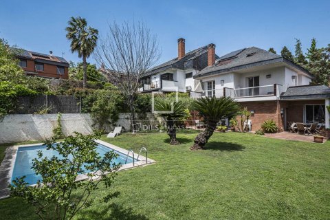 Villa zum Verkauf in Sant Cugat Del Valles, Barcelona, Spanien 6 Schlafzimmer, 465 m2 Nr. 167586 - Foto 2