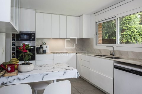 Villa zum Verkauf in Sant Cugat Del Valles, Barcelona, Spanien 6 Schlafzimmer, 465 m2 Nr. 167586 - Foto 9