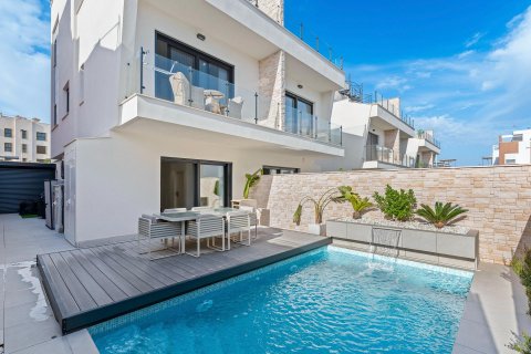 Villa for sale Guardamar del Segura, Alicante, Spain 4 bedrooms, 171 sq.m. No. 114896 - photo 1