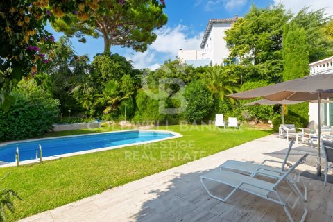 Villa à vendre à El Masnou, Barcelona, Espagne, 7 chambres, 481 m2 No. 178461 - photo 6