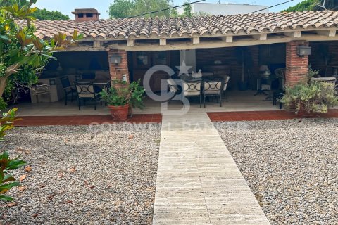 Villa à vendre à El Masnou, Barcelona, Espagne, 7 chambres, 481 m2 No. 178461 - photo 27