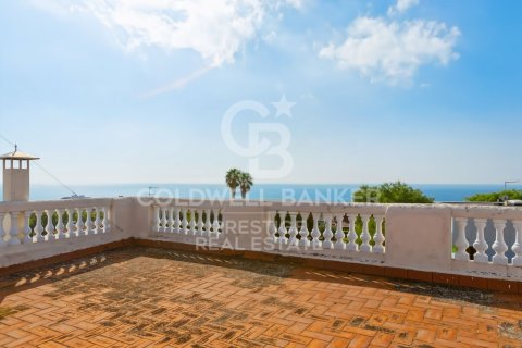 Villa à vendre à El Masnou, Barcelona, Espagne, 7 chambres, 481 m2 No. 178461 - photo 5