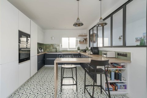 Penthouse w Barcelona, Hiszpania 5 sypialni, 231 mkw. nr 150579 – zdjęcie 9