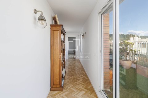 Penthouse w Barcelona, Hiszpania 5 sypialni, 231 mkw. nr 150579 – zdjęcie 15