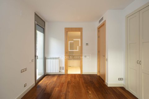 Dzīvoklis pārdošanā Barcelona, Spānijā 4 istabas, 185 m2 Nr. 150578 - attēls 14