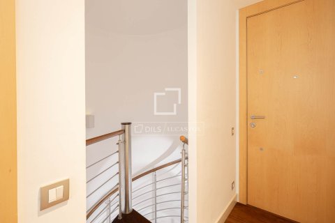 Dzīvoklis pārdošanā Barcelona, Spānijā 4 istabas, 185 m2 Nr. 150578 - attēls 22