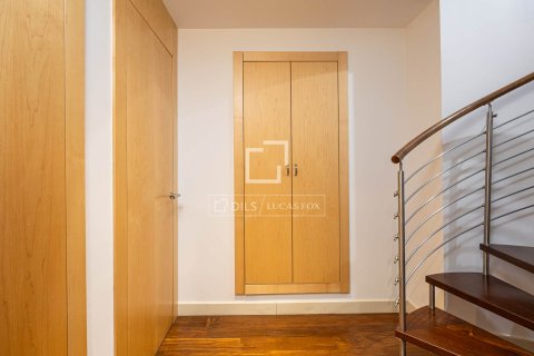 Dzīvoklis pārdošanā Barcelona, Spānijā 4 istabas, 185 m2 Nr. 150578 - attēls 23