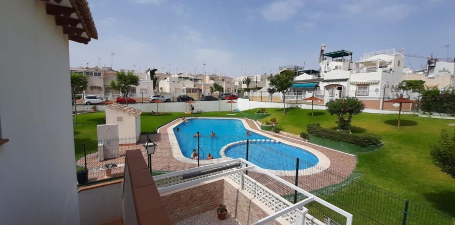 Bungalow in Torrevieja, Alicante, Spanien 1 Schlafzimmer, 60 m2 Nr. 183832
