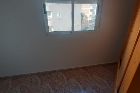 Apartment à vendre à Torrevieja, Alicante, Espagne, 2 chambres, 1 m2 No. 183830 - photo 4