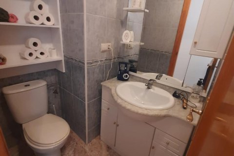 Apartment à vendre à Torrevieja, Alicante, Espagne, 2 chambres, 1 m2 No. 183830 - photo 7