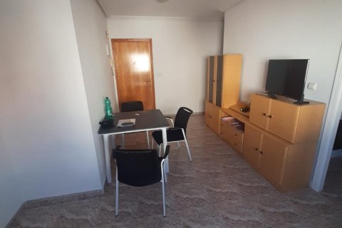 Apartment à vendre à Torrevieja, Alicante, Espagne, 2 chambres, 1 m2 No. 183830 - photo 11